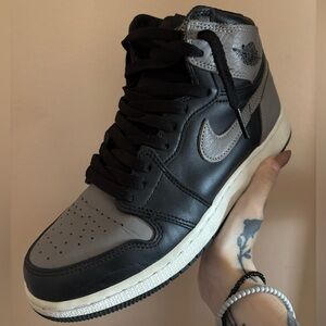 Air Jordan 1 Retro High OG GS ‘Shadow' 2018